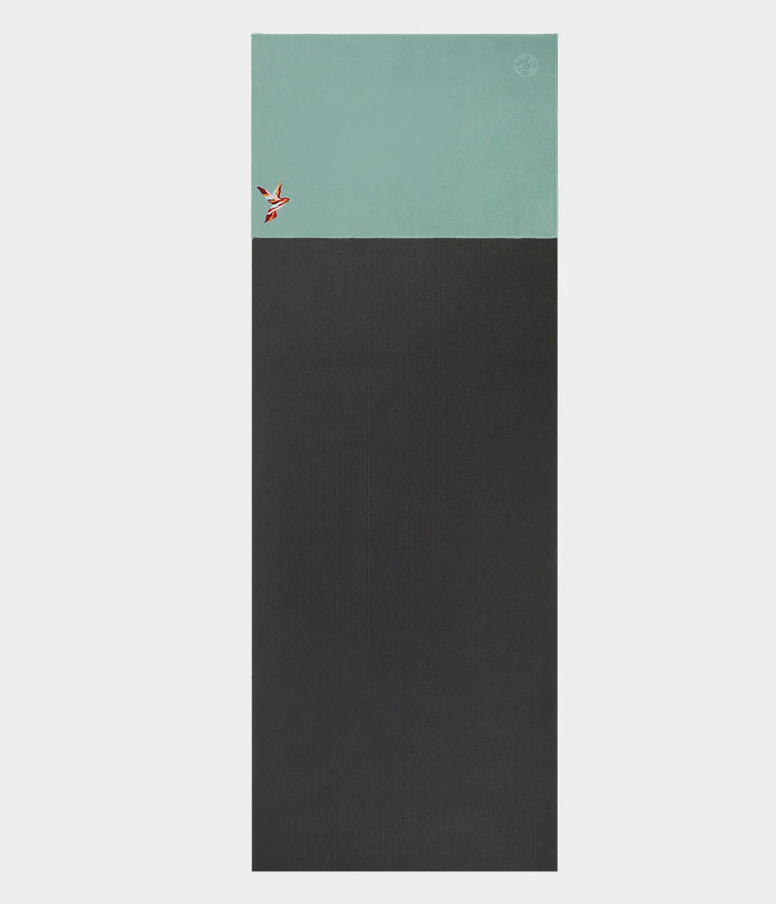 eQua Hand Towel