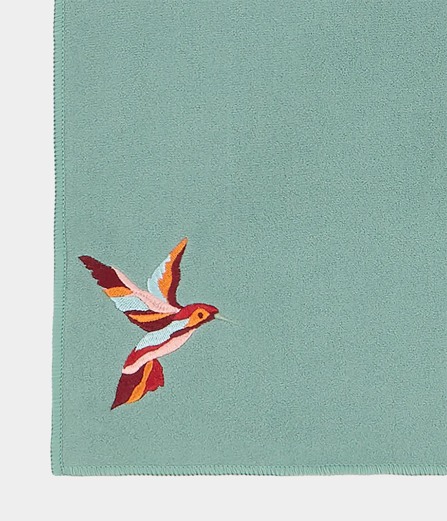 eQua Hand Towel